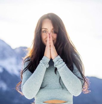 professeur de yoga a annecy