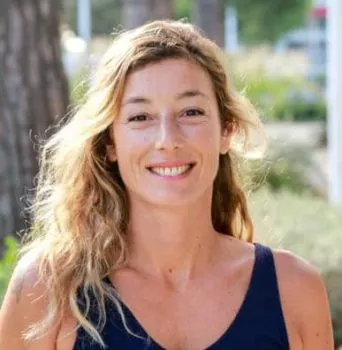 Nadège, prof de yoga à la Grande Motte nadege professeur de yoga grande motte