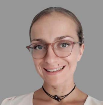 axelle professeure yoga dunkerque