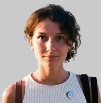 zoe prof yoga vinyasa hatha yin nidra domicile paris