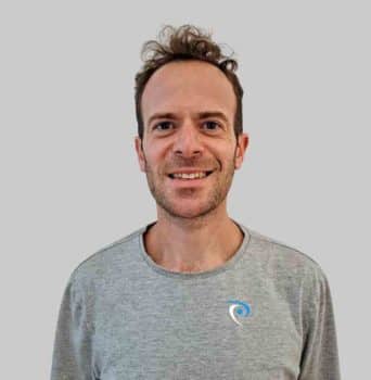 Theo professeur yoga domicile Paris